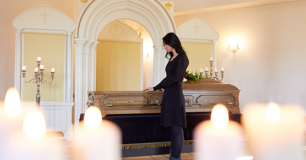 what-to-expect-at-a-viewing-wake-or-funeral-ryan-funeral-homes